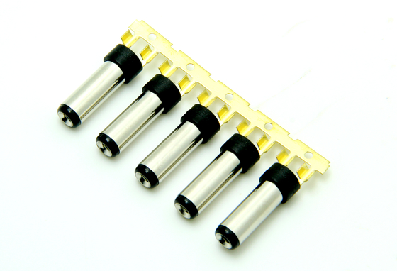 Mannelijke DC-plug 5.5 DC-afstemvork Mannelijke 5521DC Flat Head Groove Round DC Plug