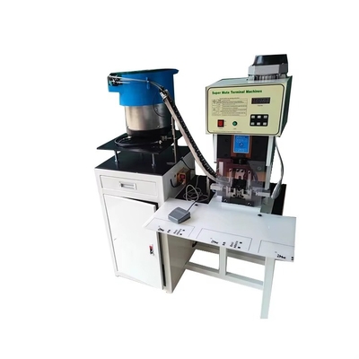 16a Schuko Simi Automatische plug-incrimpmachines