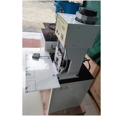 16a Schuko Simi Automatische plug-incrimpmachines
