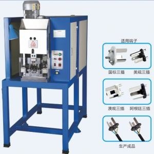 3 vlak Pin Plug Insert Crimping Power-Koord die Machine 1000pcs/hour maken